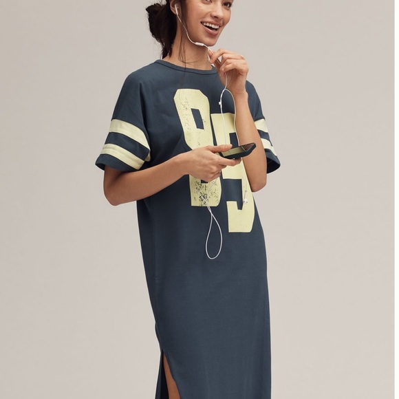 Anthropologie Daily Practice Graphic T Shirt Navy and Cream Midi Dress Small - Picture 1 of 5